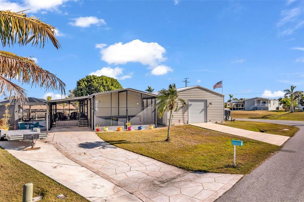 Image 53 of property listing at 700 LONGBEACH COURT, Punta Gorda, FL 33950