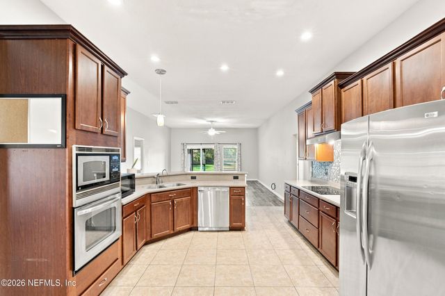 285 W ADELAIDE Drive, Fruit Cove, FL 32259