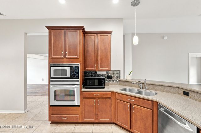 285 W ADELAIDE Drive, Fruit Cove, FL 32259