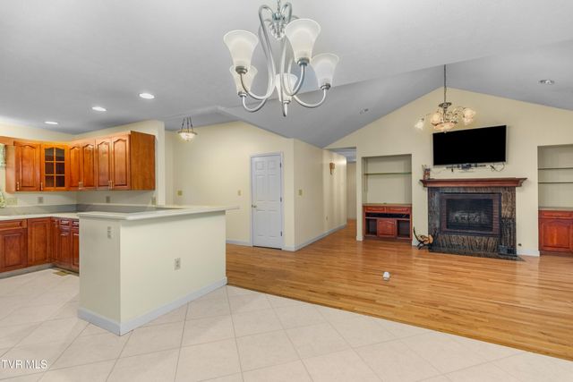 1401 Brookfield Drive, Morristown, TN 37814