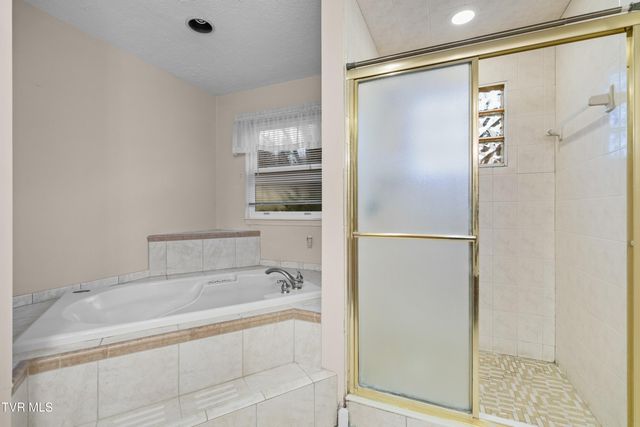 1401 Brookfield Drive, Morristown, TN 37814