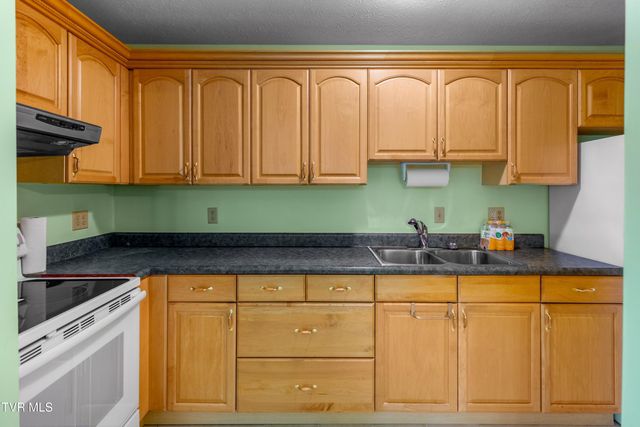 1401 Brookfield Drive, Morristown, TN 37814