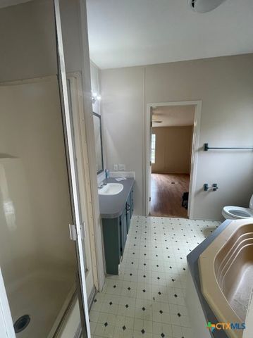 532 Grandview Bend, Canyon Lake, TX 78133