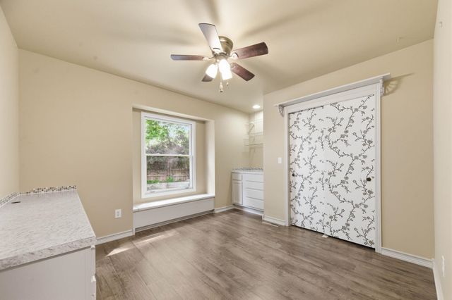1226 N Briarwood Ct, Derby, KS 67037