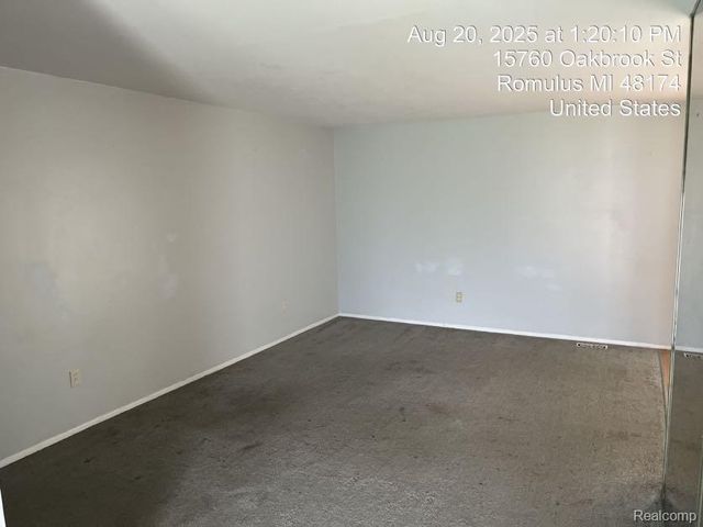 15760 Oakbrook Street, Romulus, MI 48174