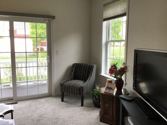 27 Mariners Way 27, Plymouth, MA 02360