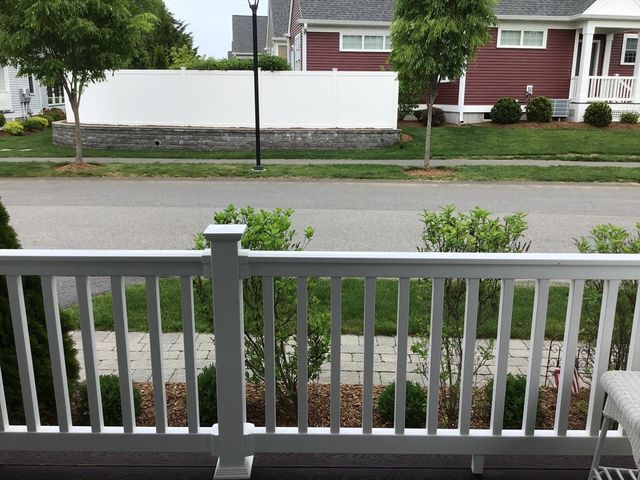 27 Mariners Way 27, Plymouth, MA 02360