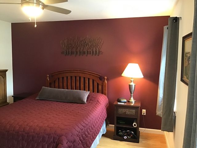27 Mariners Way 27, Plymouth, MA 02360