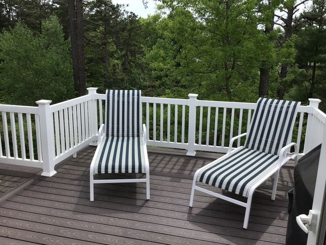 27 Mariners Way 27, Plymouth, MA 02360