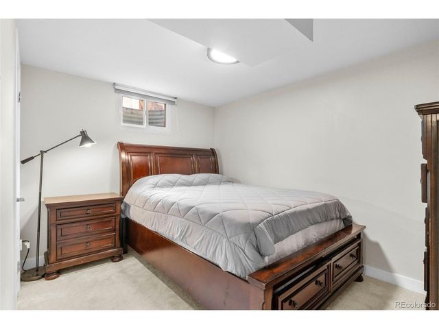 995 Ironton St, Aurora, CO 80010
