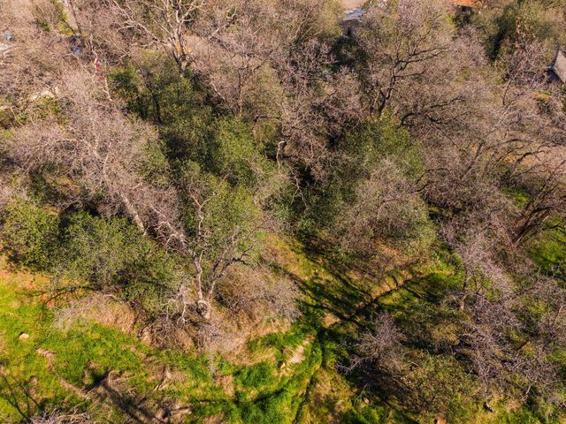 3024 West Street, Redding, CA 96001