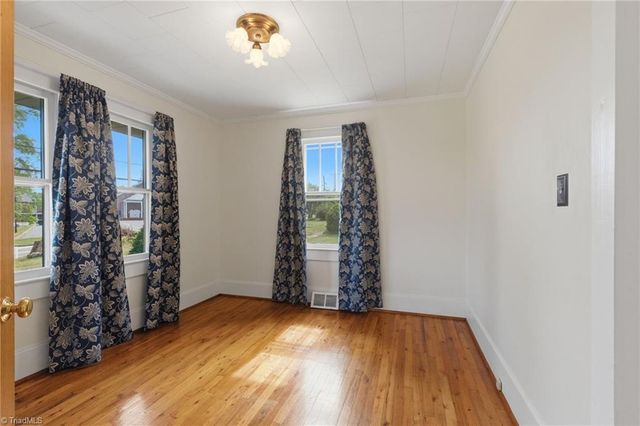 2356 Brushy Mountain Road, Wilkesboro, NC 28697