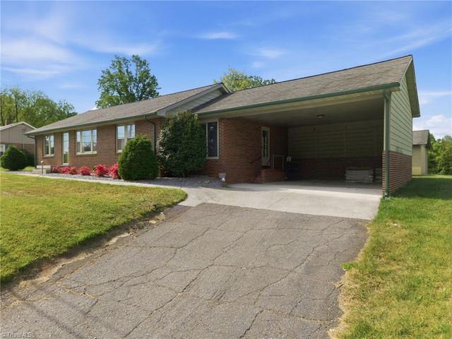 2356 Brushy Mountain Road, Wilkesboro, NC 28697
