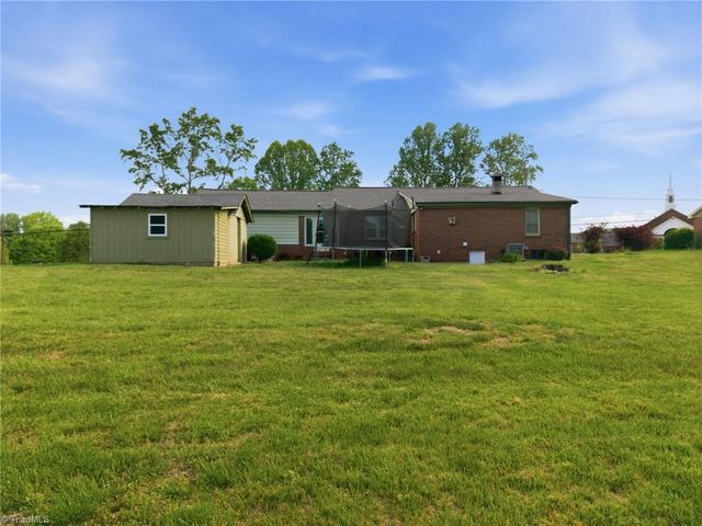 2356 Brushy Mountain Road, Wilkesboro, NC 28697