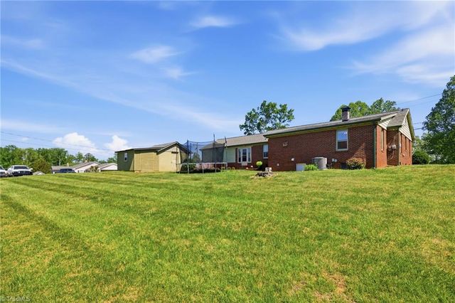2356 Brushy Mountain Road, Wilkesboro, NC 28697