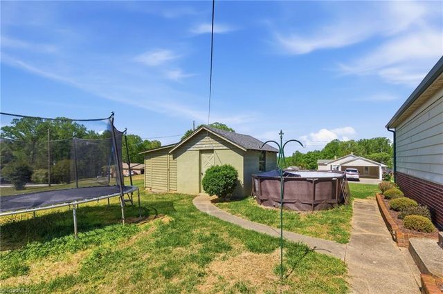 2356 Brushy Mountain Road, Wilkesboro, NC 28697
