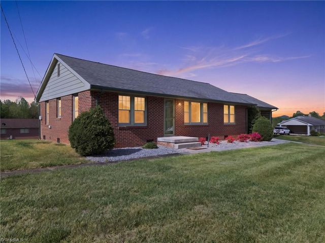 2356 Brushy Mountain Road, Wilkesboro, NC 28697