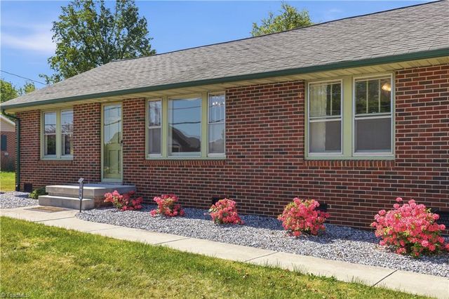 2356 Brushy Mountain Road, Wilkesboro, NC 28697