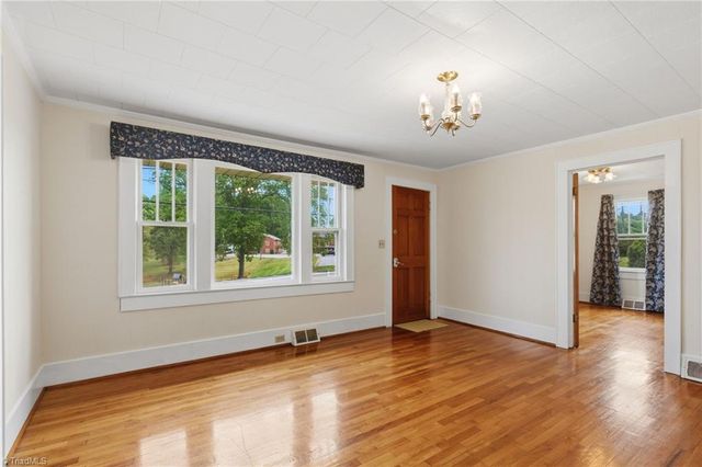2356 Brushy Mountain Road, Wilkesboro, NC 28697