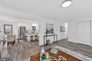 2011 E KINGS HWY, Coatesville, PA 19320