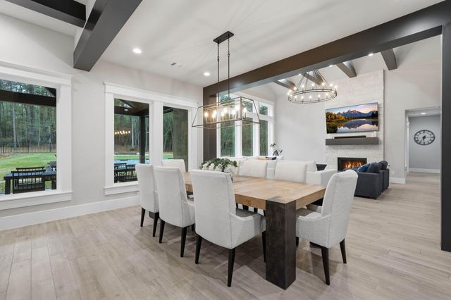 282 Red Hawk Road, Huntsville, TX 77340