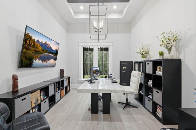 282 Red Hawk Road, Huntsville, TX 77340