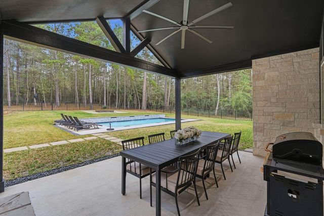 282 Red Hawk Road, Huntsville, TX 77340