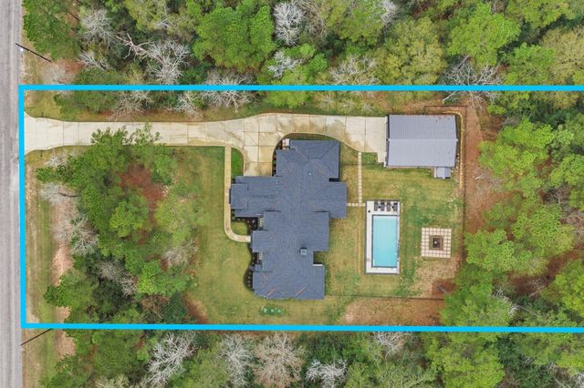 282 Red Hawk Road, Huntsville, TX 77340
