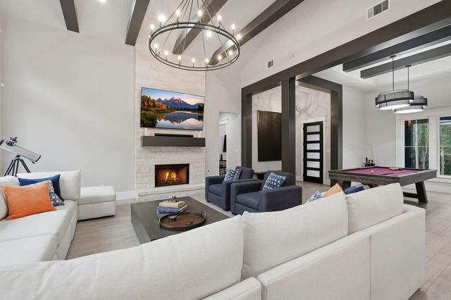 282 Red Hawk Road, Huntsville, TX 77340