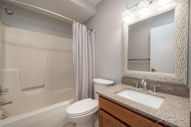 1416 Pheasant Ridge Drive, Midland, MI 48640