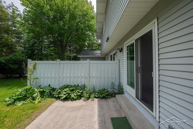 1416 Pheasant Ridge Drive, Midland, MI 48640