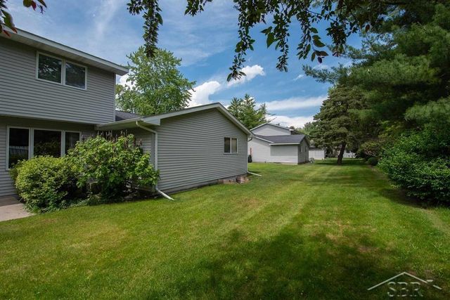 1416 Pheasant Ridge Drive, Midland, MI 48640