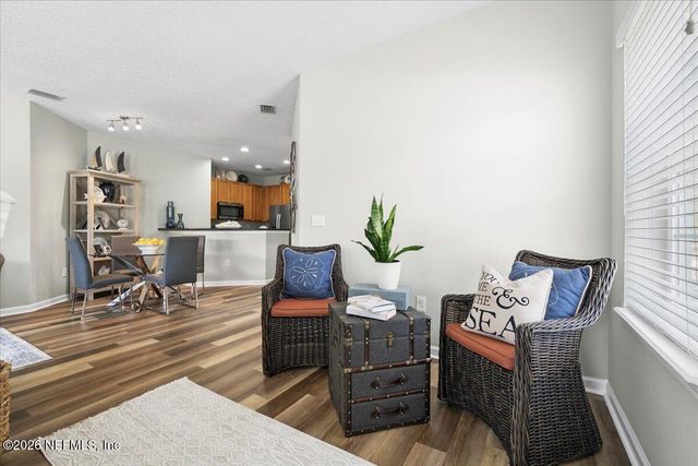 12301 KERNAN FOREST Boulevard 1902, Jacksonville, FL 32225