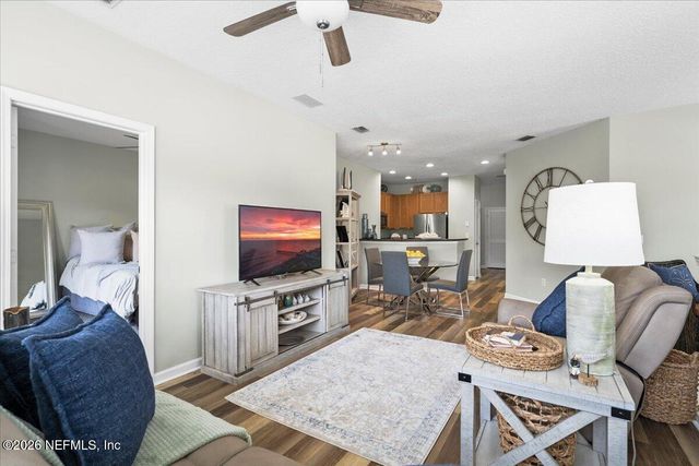 12301 KERNAN FOREST Boulevard 1902, Jacksonville, FL 32225