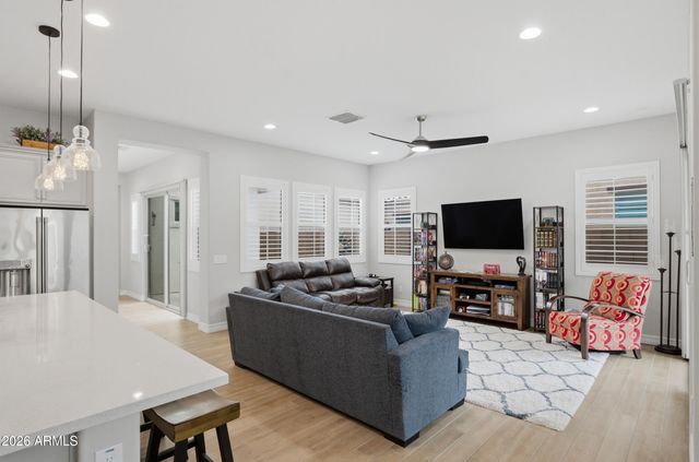 20970 E REINS Road, Queen Creek, AZ 85142