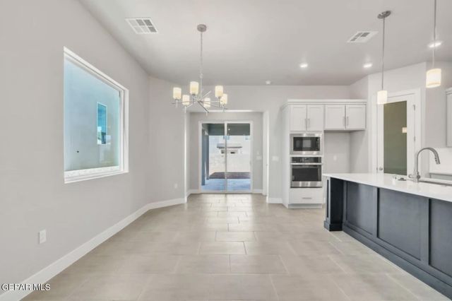 216 EMERALD GOLD Place, Horizon City, TX 79928