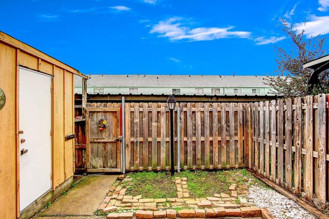4057 Young Street, Pasadena, TX 77504