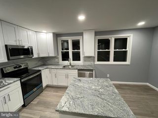 10924 MODENA PL, Philadelphia, PA 19154