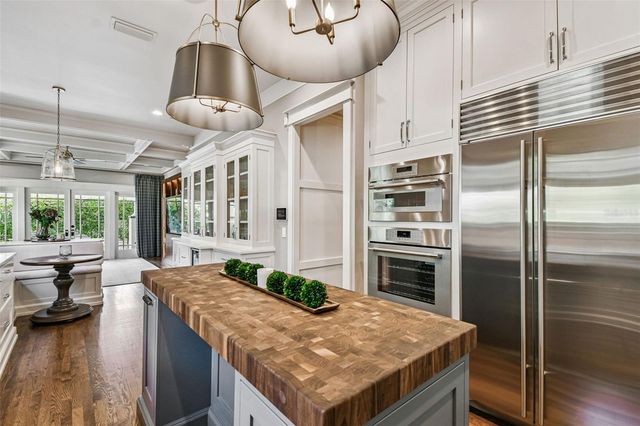 1402 S DE SOTO AVENUE, Tampa, FL 33606