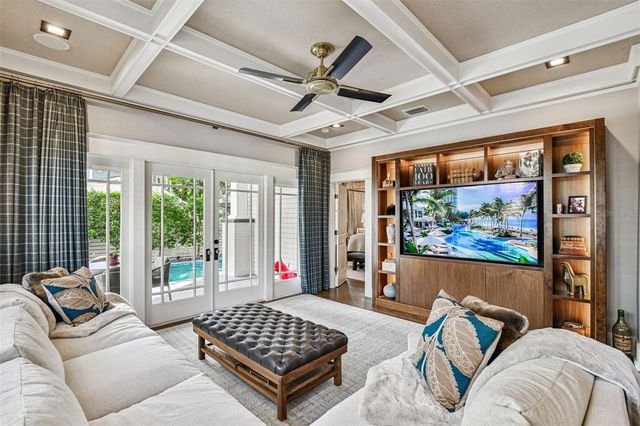 1402 S DE SOTO AVENUE, Tampa, FL 33606