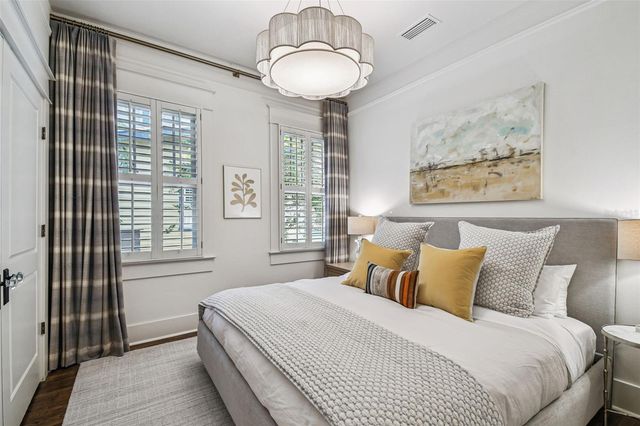 1402 S DE SOTO AVENUE, Tampa, FL 33606