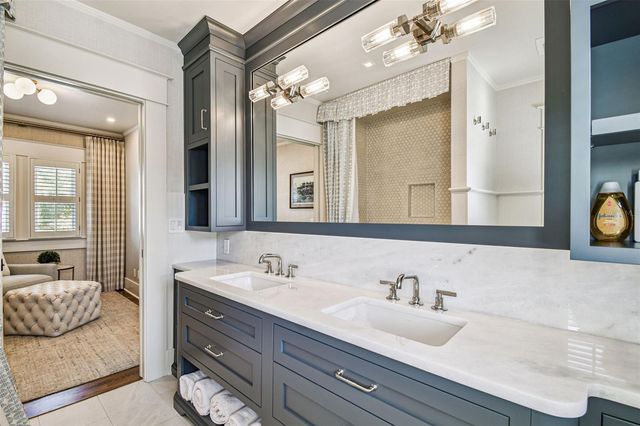 1402 S DE SOTO AVENUE, Tampa, FL 33606