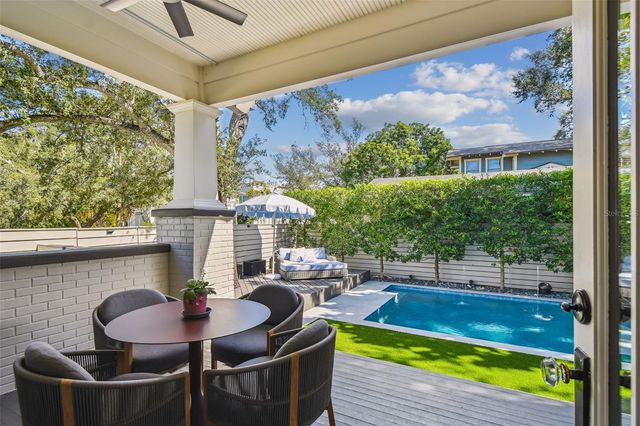 1402 S DE SOTO AVENUE, Tampa, FL 33606