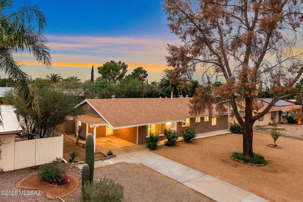 5982 E 25th Street, Tucson, AZ 85711