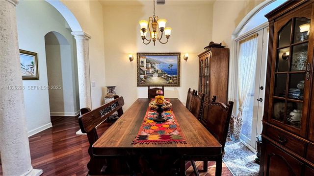 20401 SW 184th St, Miami, FL 33187