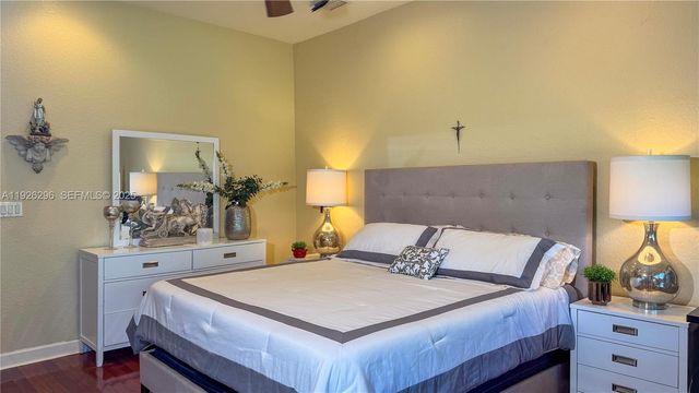 20401 SW 184th St, Miami, FL 33187