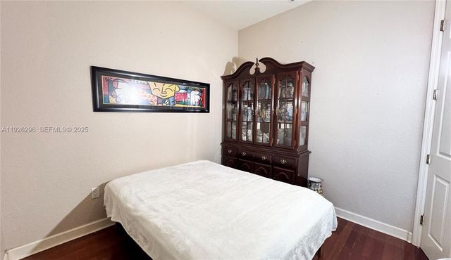 20401 SW 184th St, Miami, FL 33187