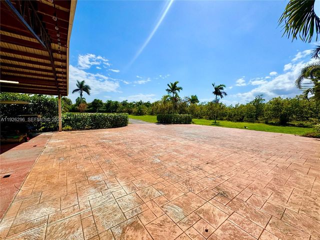 20401 SW 184th St, Miami, FL 33187