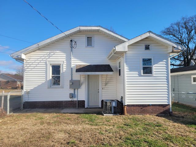 1547 E Locust Street, Vincennes, IN 47591