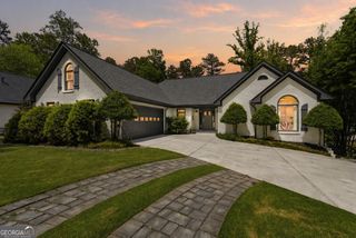 6422 Old Shadburn Ferry Road, Buford, GA 30518